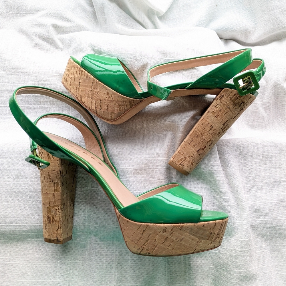 Pour La Victoire Nasha Platform Sandals
